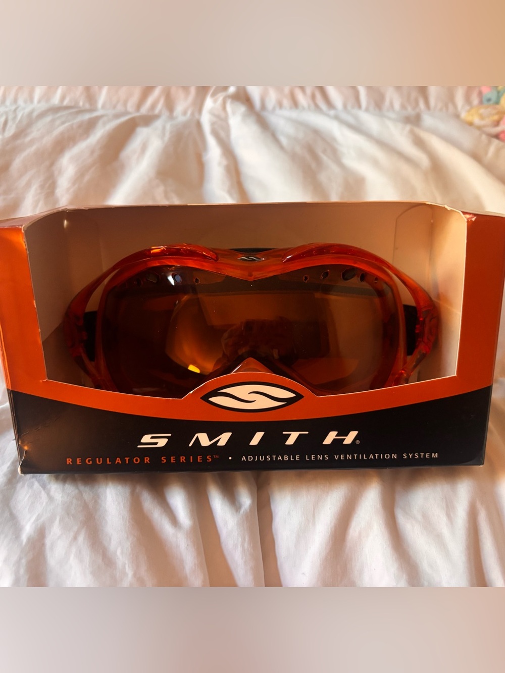SMITH regulator series goggles - new in packaging.